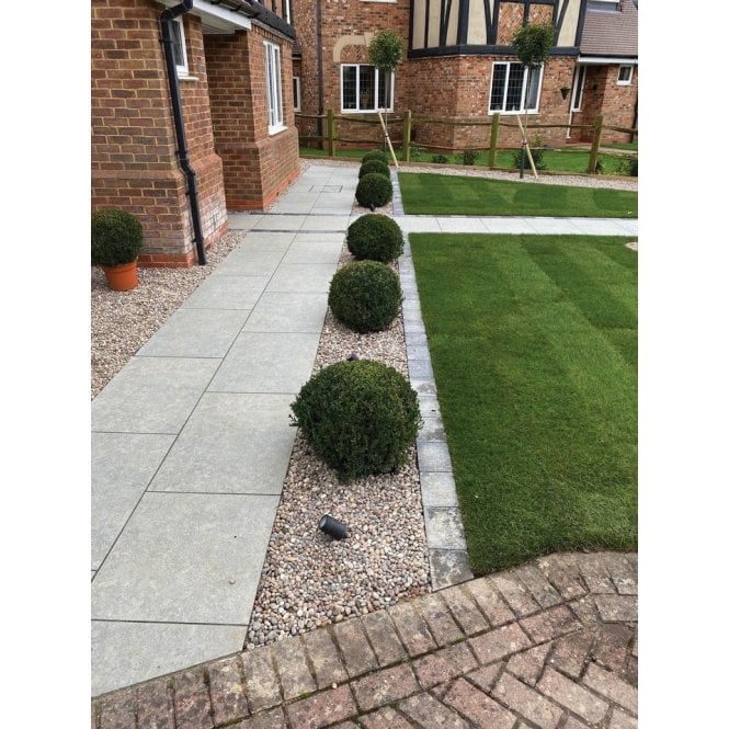 Global Landscaping Exquisite Porcelain Paving