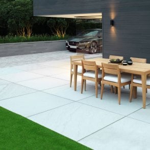 Avant-Garde Natural Stone Garden Paving