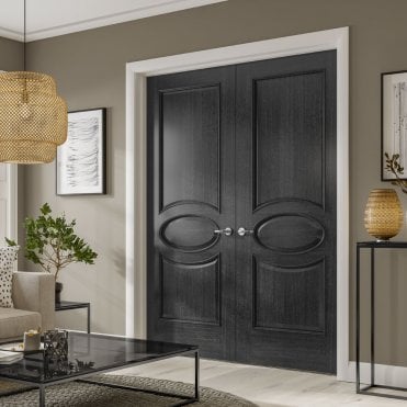 Internal Oak Calabria with Raised Mouldings Door